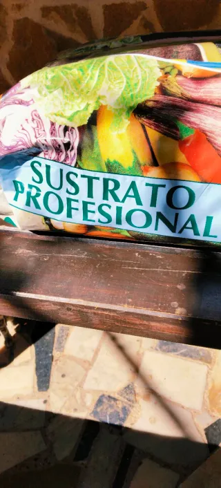 Sustrato Profesional HM-4 70L