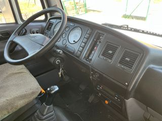 Nissan Atleon Carga Util 2.350kg 2002