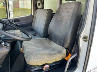 Nissan Atleon Carga Util 2.350kg 2002