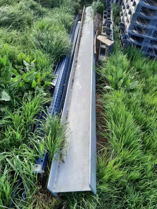 4 Vigas HEB Galvanizadas 5.60m