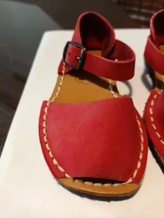 Sandalias rojas mallorquinas piel talla 21