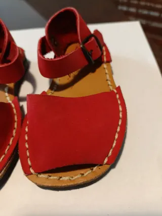 Sandalias rojas mallorquinas piel talla 21