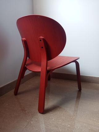 Silla de diseño rojo