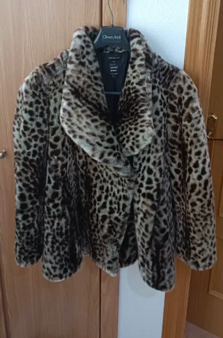 Chaqueta Zara Estampado Leopardo
