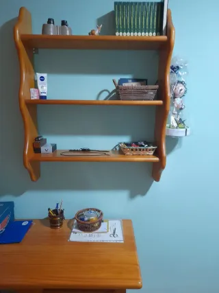 Dormitorio de madera provenzal