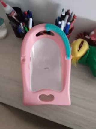 Cuna de juguete rosa