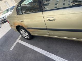 Toyota Avensis 2001