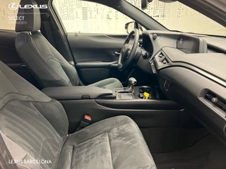 Lexus UX250h BUSINESS 2022 REF 5845