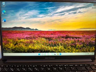 Asus Vivobook Nuevo Ryzen 7 IPS 16GB garantía