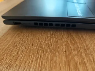 Asus Vivobook Nuevo Ryzen 7 IPS 16GB garantía