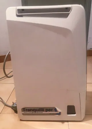 Deshumidificador De'longhi DNC65