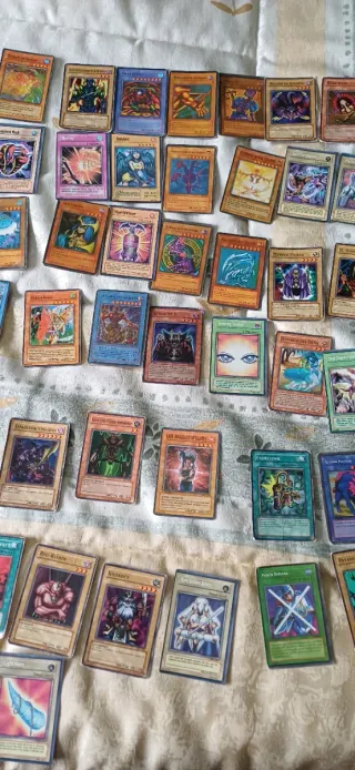 Lote 120 Cartas Yu-Gi-Oh! Colección