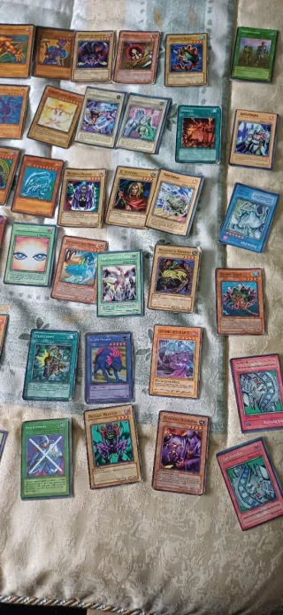 Lote 120 Cartas Yu-Gi-Oh! Colección