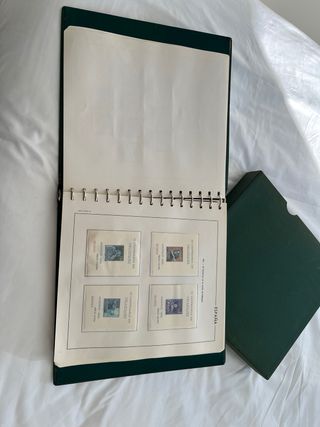 Álbum Sellos España 1960-1969 COMPLETO