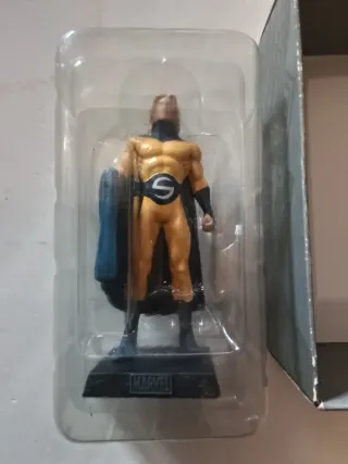 Sentry Marvel Figura de Plomo
