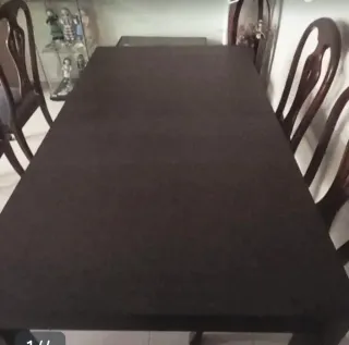 Mesa comedor madera Ikea oscura