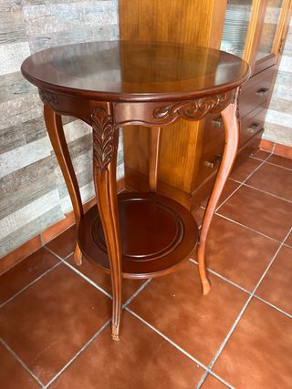 Mesa auxiliar redonda alta madera y cristal