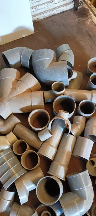 Lote Fontanería PVC Accesorios Tuberías