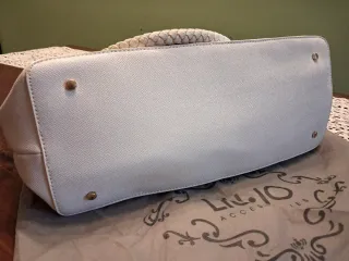 Borsa Liu Jo panna con manici intrecciati