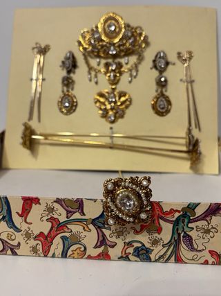 Conjunto de Aderezo Dorado y Plateado