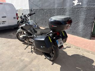 BMW R1150R Gris con Maletas y Baúl