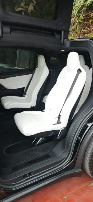 Tesla Model X 2018