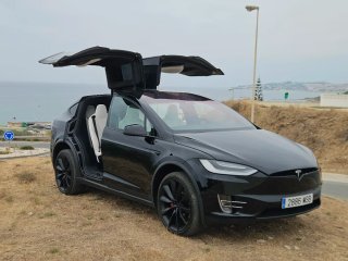 Tesla Model X 2019