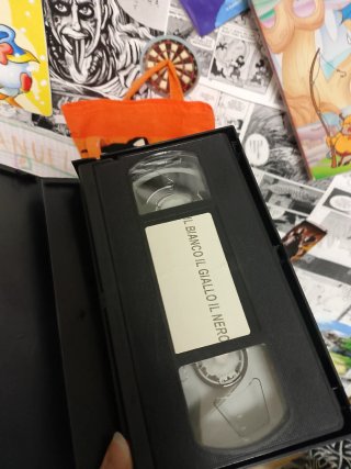 VHS Il bianco il giallo il nero Giuliano Gemma