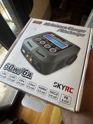 Cargador SKYRC S60