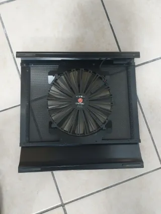 Base refrigeradora Woxter para portátil