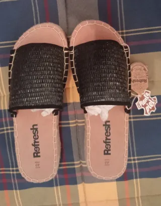 Sandalias talla 40 de plataforma, marca Refresh