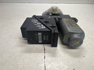 MOTOR ELEVALUNAS DELANTERO DERECHO VOLKSWAGEN POLO (9N1) HIGHLINE 1.4 TDI