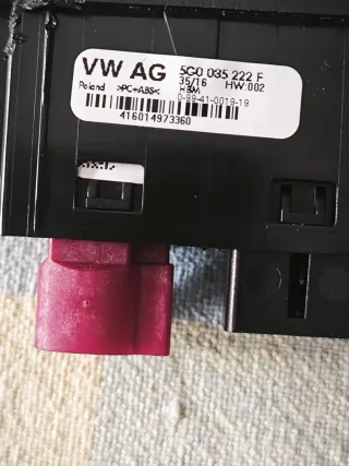 Puerto USB Android Auto VW Passat