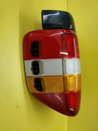 PILOTO TRASERO DERECHO OPEL FRONTERA B (U99)