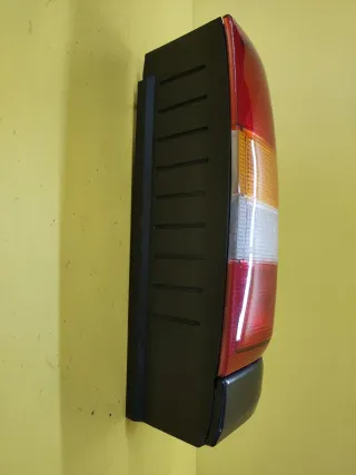 PILOTO TRASERO DERECHO OPEL FRONTERA B (U99)