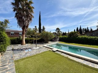 CASA A 4 VENTS EN VENDA A SANT QUIRZE DEL VALLÈS!