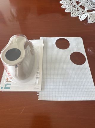 Perforadora de papel 2 pulgadas (5 cm)