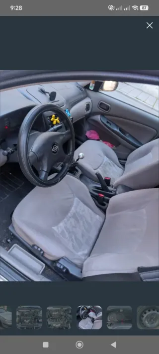 Nissan Almera 2001