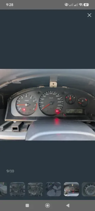 Nissan Almera 2001