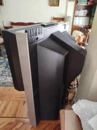 TV + equipo HiFi Bang & Olufsen Beovision Avant