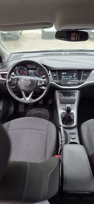 Opel Astra 2016