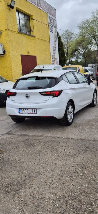Opel Astra 2016
