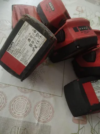 Baterías Hilti B 22 (5.0 Ah y 3.3 Ah) averiadas