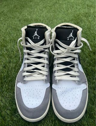 Air Jordan 1 Mid Craft SE Gris