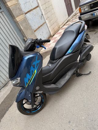 Yamaha NMAX 125cc Maxi Scooter Azul