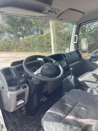 Nissan Cabstar 2007