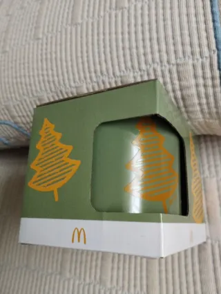 Taza McDonald's Verde Árbol.