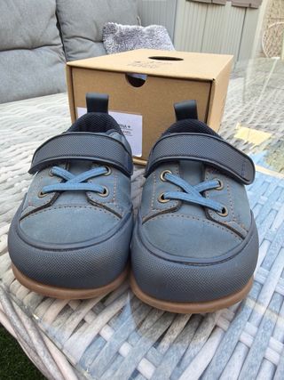 Zapato Feroz Paterna Azul XL+