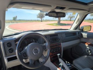 Jeep Commander Limited 3.0 CRD V6 – 218cv