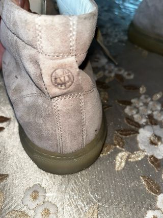 Botines ante Massimo Dutti Beige